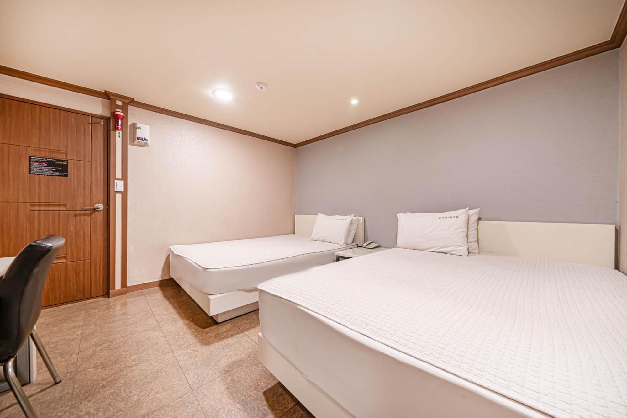 Top Motel Busan Exteriör bild
