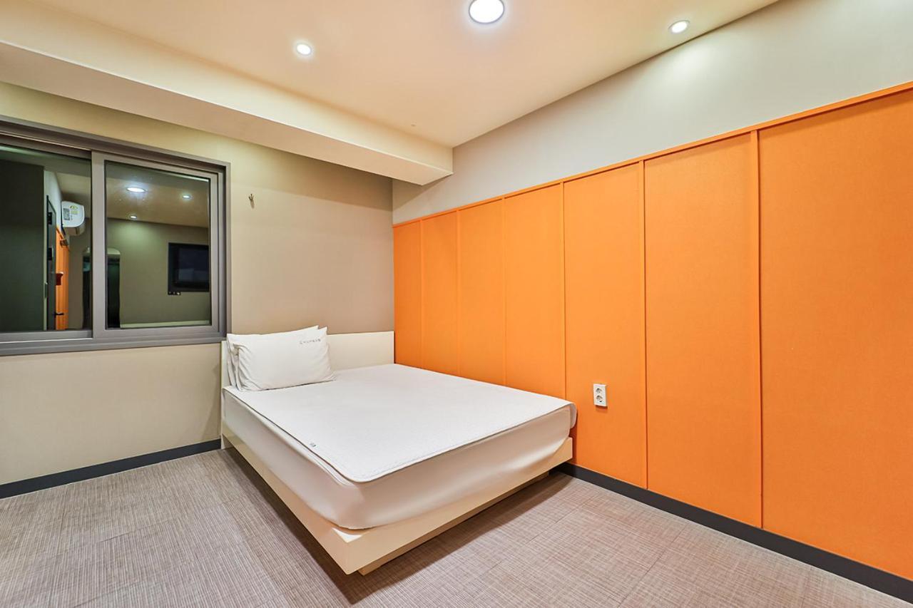 Top Motel Busan Exteriör bild