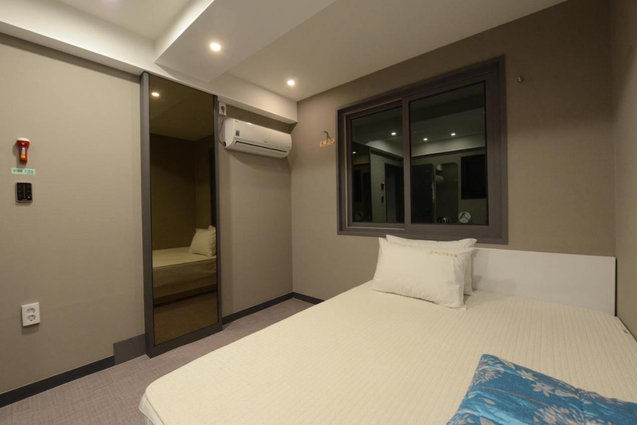 Top Motel Busan Exteriör bild