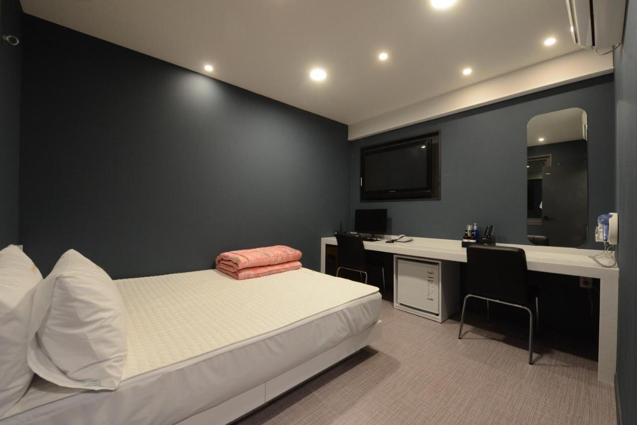 Top Motel Busan Exteriör bild